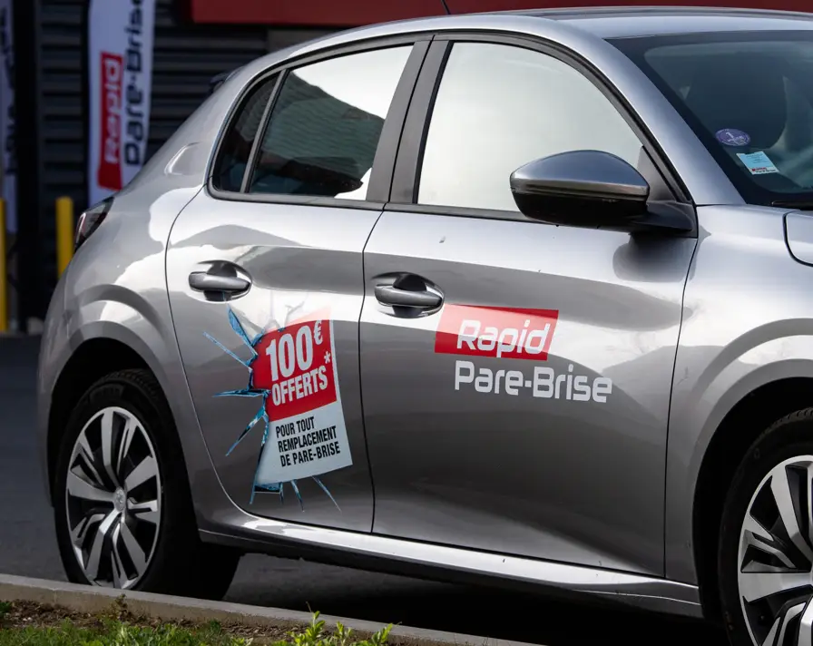 Remplacement de vitre latérale : garantissez la sécurité de votre voiture avec Rapid Pare-Brise